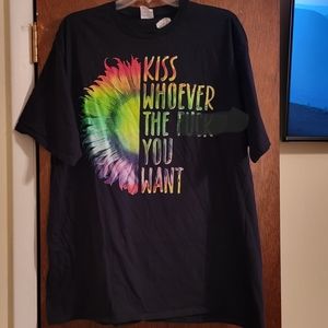 🏳️‍🌈 2X Kiss Whoever 💋You Want T-shirt PRIDE